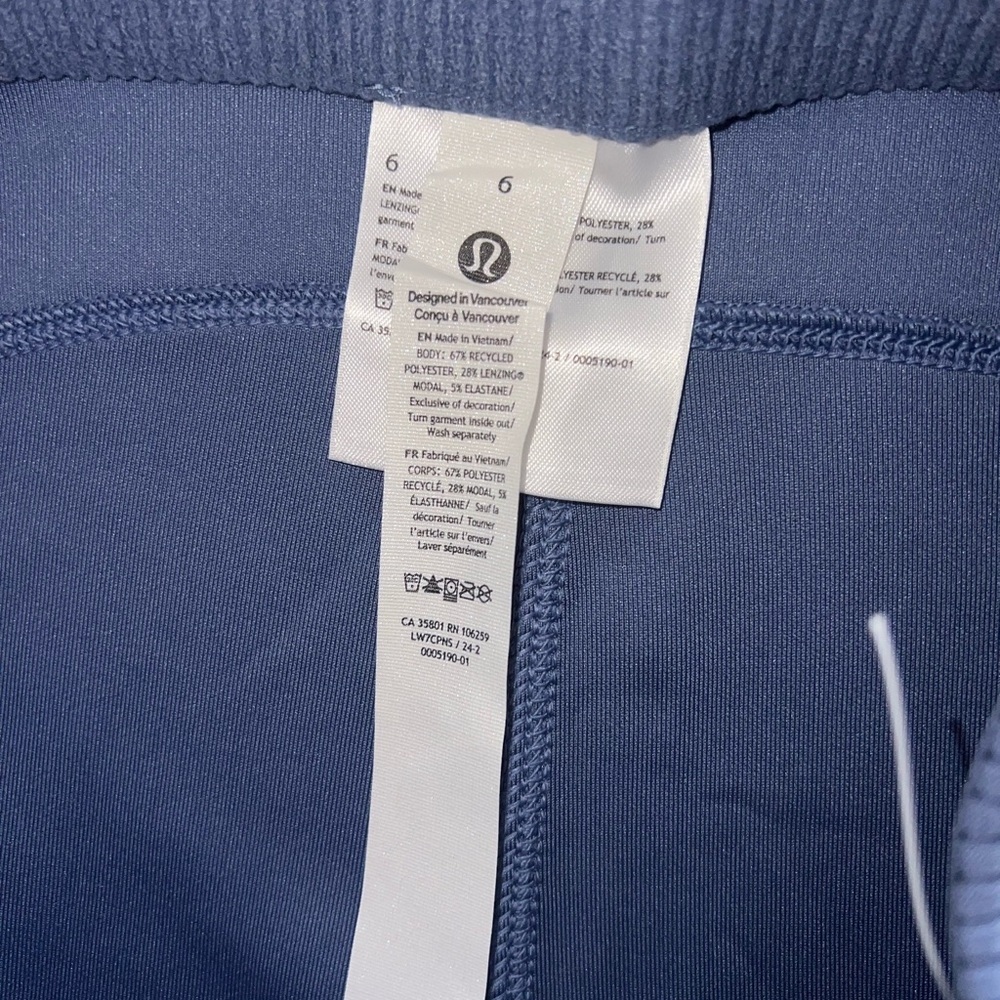 Lululemon Shorts - Picture 4 of 7